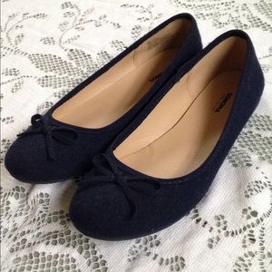 Sonoma Girls Wool Flats Size 4